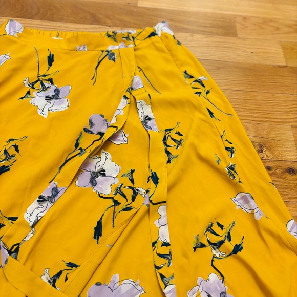 Sold! - Picture 4 of 6